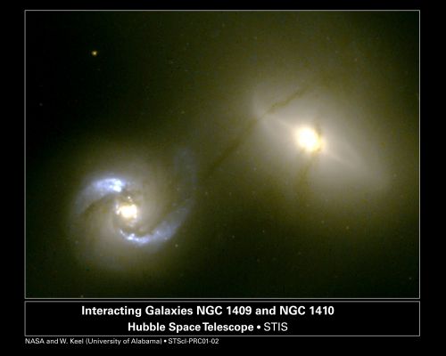 NGC 1409 and 1410 Interacting Galaxies - HST
"...Si computes annos, exiguum tempus: si vices rerum, aevum putes..."

(Plinio)

"...Se conti gli anni, il tempo (trascorso) ti parrà breve: ma se rifletterai sugli eventi (di quegli anni), ti sembrerà che sia passato un secolo..."
Parole chiave: Hubble Images