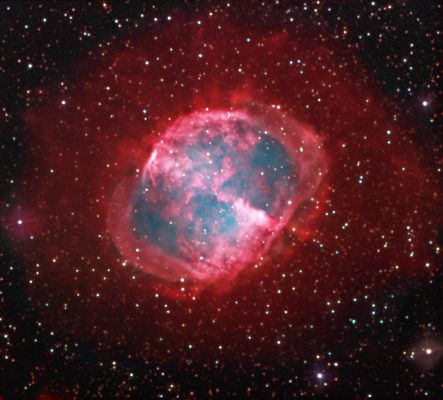 M 27 - The "Dumbbell Nebula" in Real Colors - NGC 6853
"...Nil novit, qui aeque omnia..."

(Varrone)

"...Chi reputa di conoscere tutto in egual misura (bene), invero nulla conosce..."
Parole chiave: From Earth Images