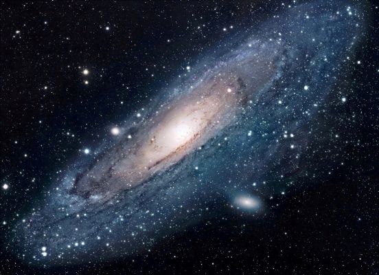 M 31 - The "Andromeda" Galaxy (full resolution)
"...Soles occidere, sed redire possunt..."

(Catullo)

"...Le stelle tramontano, ma possono risorgere..."
Parole chiave: From Earth Images