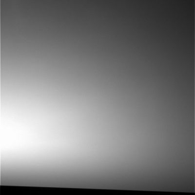 Martian sunset over Meridiani Planum (3)
Sulla Terra, l'individuazione di un oggetto "anomalo" che si muove nel cielo è opera difficilissima perchè i nostri cieli, purtroppo, sono ormai affollatissimi. Tralasciando la presenza di creature viventi (gli unici esseri che attraversano i cieli Terrestri con pieno diritto), esistono ormai una molteplicità di corpi artificiali che "inquinano" e rendono davvero difficile la CHIARA visione dell'"Infinito Azzurro" di giorno e delle "Profonde Oscurità dello Spazio" di notte. L'inquinamento, poi, sia...
Parole chiave: Martian Sunset