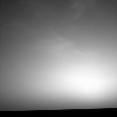 Martian sunset over Meridiani Planum (8) - Clouds
Ancora delle bellissime nuvole (simili ai nostri cirro-strati) si stendono attraverso il Cielo di Marte all'imbrunire. La "scheggia di luce" è sparita, ma l'elevatissima suggestione di questo paesaggio (peccato non disporre della versione "a colori"...) rimane!
Parole chiave: Martian Clouds