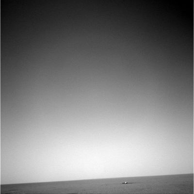 Bright object on Mars (14) - morning
Un piccolissimo commento di chiusura ed un indizio per i Cercatori di Anomalie: è il particolare angolo di ripresa dell'oggetto che abbiamo nelle immagini del mattino che ci fa pensare che NON si tratti dello Scudo Termico.
Guardate attentamente le immagini e poi fateci sapere...(riflessione superata da quanto emerso analizzando le Mappe dell'Area)
Parole chiave: Possible surface anomaly