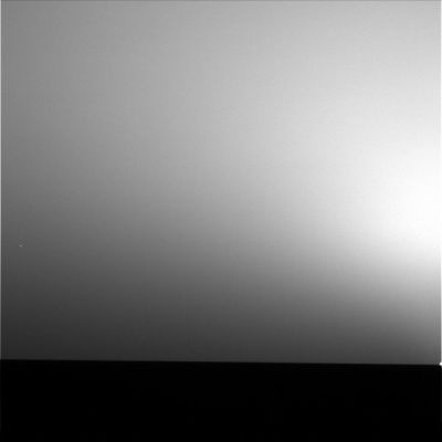 Sunset on Mars with "star-like" object
Un nuovo tramonto su Marte ed una nuova serie di immagini che arriva sulla Terra: questa volta - vista la ripetitività del tema - ne abbiamo selezionata solo una per la Galleria dell Anomalie. Non è diversa dalle tante che abbiamo già incontrato, ma il fatto di vedere una "luce" splendere nel Cielo di Marte quando, invece, non si dovrebbe vedere nulla, ci lascia (e spriamo lasci anche Voi) con una sensazione di disorientamento e di meraviglia. 
E, naturalmente, di infinità curiosità...
Parole chiave: Possible Orbital Anomaly