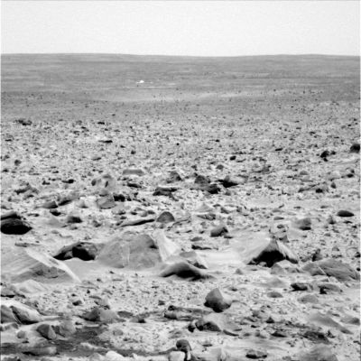 The Silver Sphere in the distance (4)
nessun commento
Parole chiave: Martian Surface Anomaly