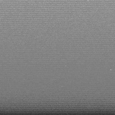 Another "Starry Night" on Mars (3)
Se qualcuno di Voi riuscisse ad identificare la "zona di cielo" ripresa è pregato di informarci.
Questi tre frames (il primo in particolare) sarebbero potuti comunque essere molto importanti per meglio comprendere che cosa effettivamente si vede nel Cielo di Marte a notte fonda, ma il loro valore crolla, letteralmente, una volta che andiamo a vedere altri 4 scatti "simili" e riferiti al Sol 80.
Parole chiave: Martian Sky