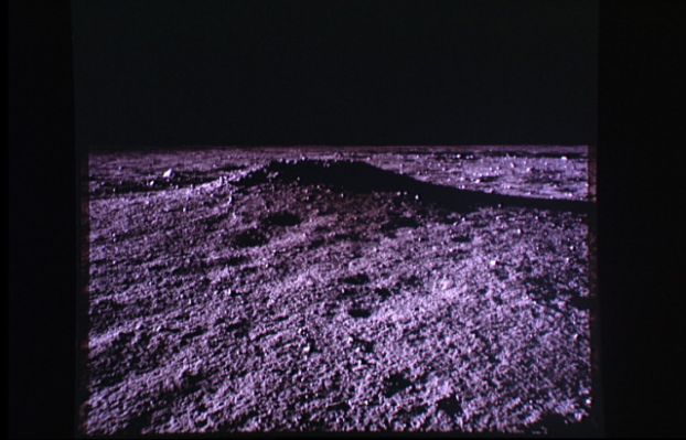 AS 12-46-6828 - The "Mound", again... (2)
Di commenti riguardo a questa "possible surface anomaly" ne abbiamo già fatti tanti: riteniamo che possano bastare...
Parole chiave: Controversial