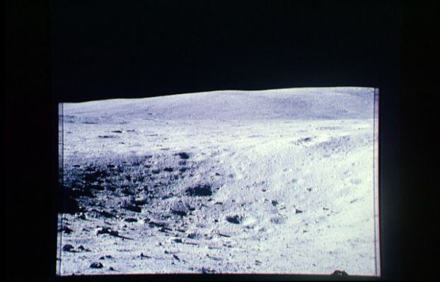 AS 16-113-18324 - Moon Panorama (10) - a big crater and the Hills
nessun commento
Parole chiave: Postcards from the Moon