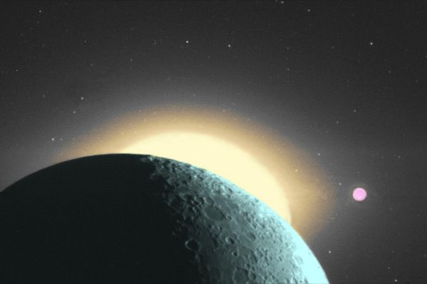 021 - The Moon, Solar Corona and Venus
This color-enhanced image of Venus, the solar corona, and the Moon was acquired by the Startracker. 
The Terminator between the dark side of the Moon and the Earth-lit side can also be seen.
Parole chiave: Postcards from Space