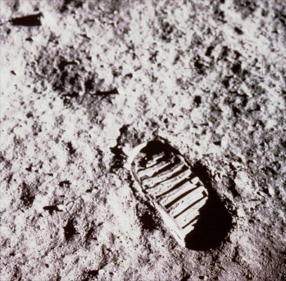 AS 11-40-5878 - A "small step for a Man"...
Parole chiave: Postcard from the Moon