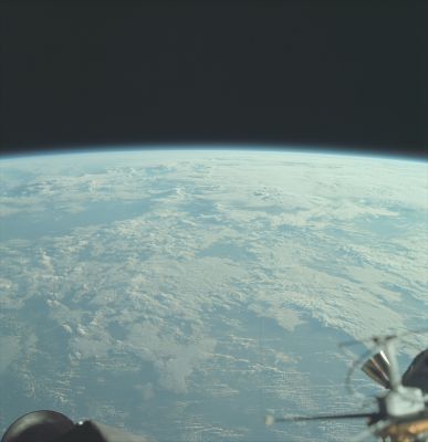 AS 09-19-2968 - Mother Earth
Parole chiave: Earth from orbit