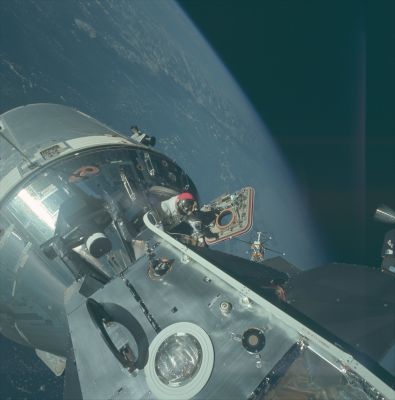 AS 09-20-3061 - Let's go take a (Space) Walk!...
Parole chiave: Spacecrafts - Apollo 9