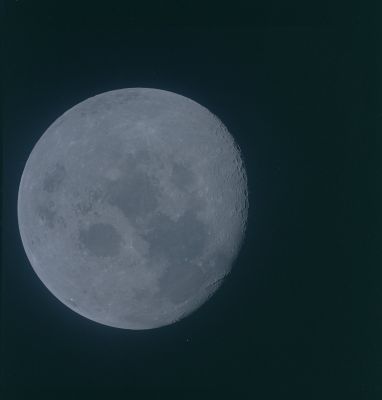 AS 10-35-5249 - The "True Colors" of the Moon? (3)
Parole chiave: The Moon from Space