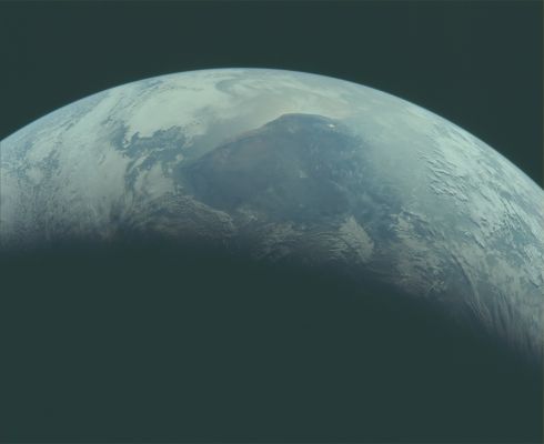 AS 11-44-6692 - Earth's Terminator
Parole chiave: The Earth from Space