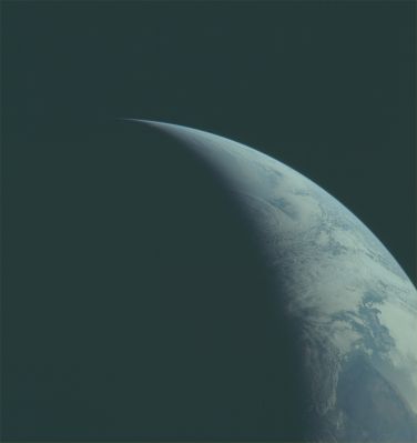 AS 11-44-6693 - Earth's Terminator
Parole chiave: The Earth from Space