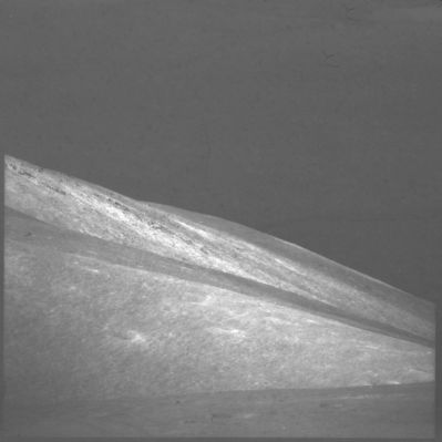AS 15-90-12264 - The limb of a smooth hill (1)
Parole chiave: Moon Panorama - Plains and Hills