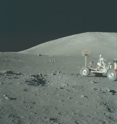 AS 17-134-20420 - South Massif and Lunar Rover (1)
Parole chiave: Lunar Surface - Hills and Mountains - South Massif