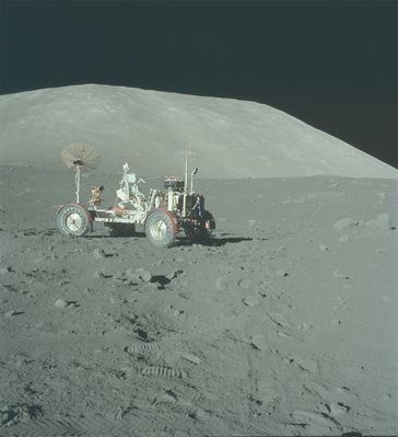 AS 17-134-20421 - South Massif and Lunar Rover (2)
Parole chiave: Lunar Surface - Hills and Mountains - South Massif
