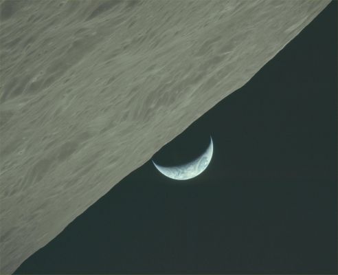 AS 17-142-23275 - The "Last Rising Earth"
Parole chiave: Lunar Limb and Earth