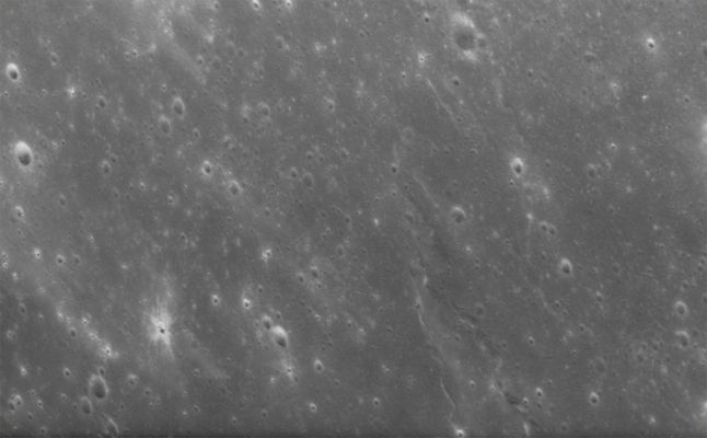 AS 17-P-2228 (2)
Parole chiave: The Moon from orbit