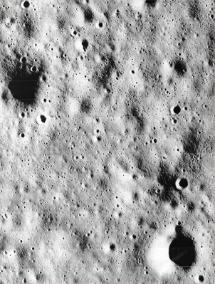 Original Lunar Orbiter - Frame LO2-61h2-003
nessun commento
Parole chiave: The Moon from orbit - Cratered Region near Arago-C