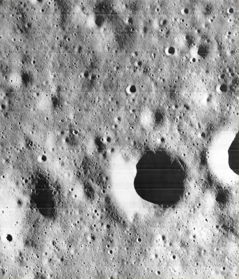 Original Lunar Orbiter - Frame LO2-61h3-002
nessun commento
Parole chiave: The Moon from orbit - Cratered Region near Arago-C