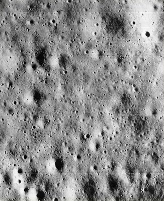 Original Lunar Orbiter - Frame LO2-61h3-003
nessun commento
Parole chiave: The Moon from orbit - Cratered Region near Arago-C