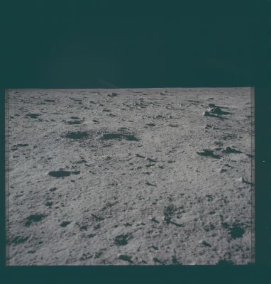 AS 11-40-5937 - Lunar Horizon (1)
Parole chiave: Lunar Panorama - Apollo 11 Landing Site