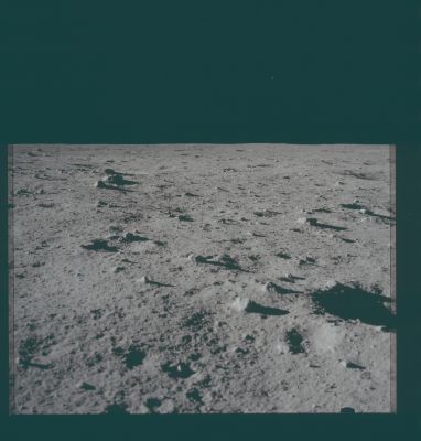 AS 11-40-5938 - Lunar Horizon (2)
Parole chiave: Lunar Panorama - Apollo 11 Landing Site