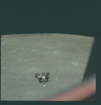 AS 11-44-6629 - Rendez-vous!
Parole chiave: The Lunar Module (LM) in Space