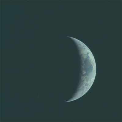 AS 11-44-6689 - The Earth, on the way home...
Caption NASA originale:"The Apollo 11 crew took this view of Earth not long before re-entry".
Parole chiave: The Earth from Space