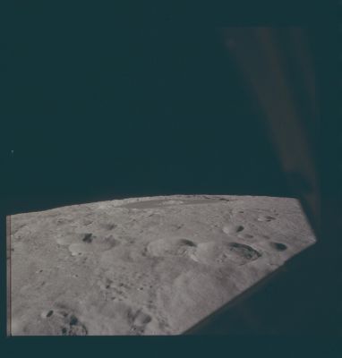AS 12-47-6870 - Tsiolkovsky Crater
Parole chiave: The Moon from orbit - Craters (Tsiolkovsky)
