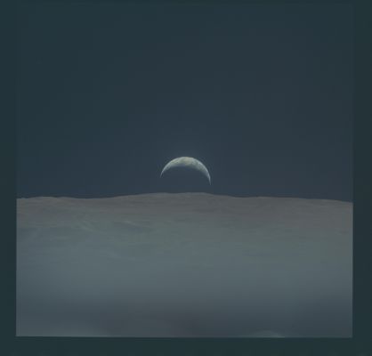 AS 12-51-7527 - Rising Earth
Parole chiave: The Earth from Space