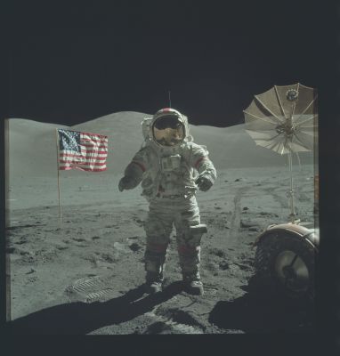AS 17-140-21391 - The Man on the Moon
Caption NASA originale:"164:11:18 MT - This is the best of the portraits that Jack took of Gene at the start of EVA-3. Jack, with the South Massif behind him, is clearly visible in Gene's face plate. A detail shows the RCU and the OPS activator on the left side (from our perspective), the label at the lower right for the push-to-talk switch, and the camera-mount attachment hardware at left center". 
Parole chiave: Postcard from the Moon