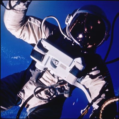 Gemini 04: Human Space-Flight (3)
Parole chiave: Astronauts in Space