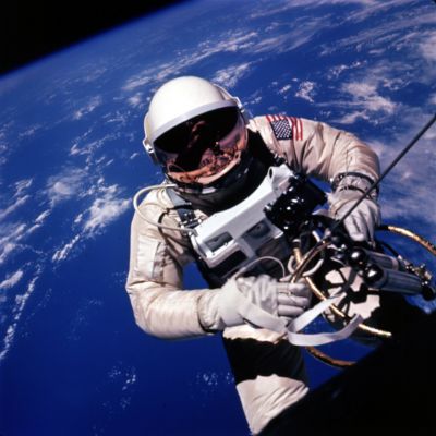 Gemini 04: Human Space-Flight (5)
Parole chiave: Astronauts in Space