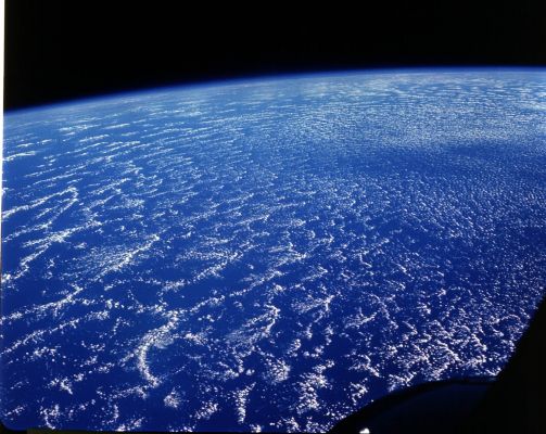 Gemini 06: the blue limb of Planet Earth
Parole chiave: Postcard from Space