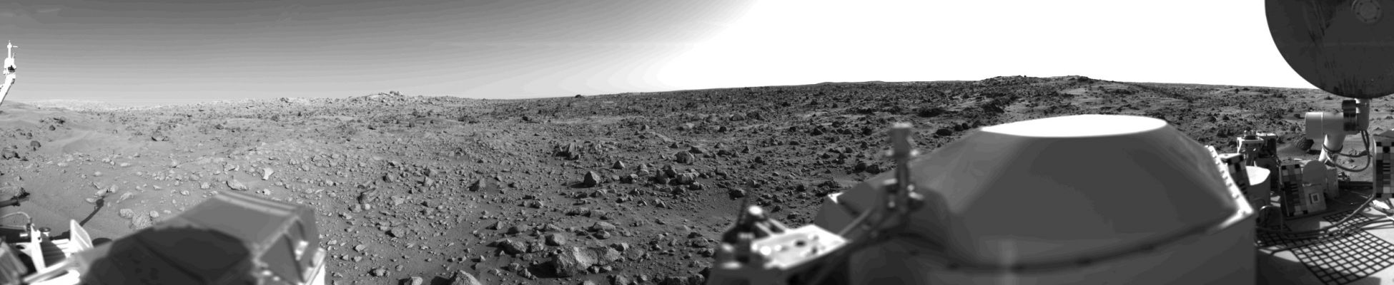 The "Rocky Horizon" of Chrise Planitia - Frame Viking Lander 1 n. p17045
nessun commento
Parole chiave: Mars Panorama - Chrise Planitia
