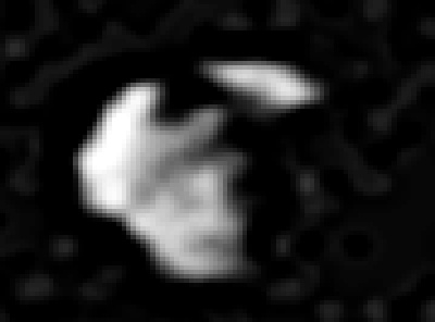 Helene from Voyager 2
Anche per "Helene" vale quanto detto per Epimetheus e le altre Lune Minori di Saturno: forme irregolari e dimensioni davvero modeste. Schegge (frammenti) di corpi più grandi i quali, oggi, ci rammentano catastrofi planetarie occorse in epoche remote, o dei semplici KBO, catturati da Saturno mentre si trovavano a passare nelle prossimità del Gigante Anellato?
Voi che dite?
Parole chiave: Saturn's Moons - Helene