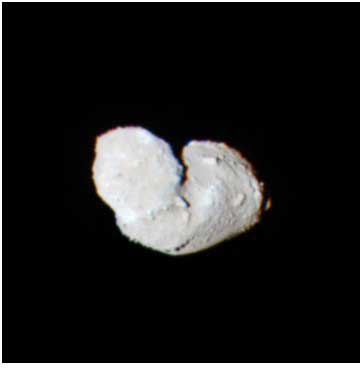 Itokawa in natural colors
This is the composite color image of Itokawa taken at September 12, 2005. This image composed of three images with different filters as red, green and blue. The irregular shape of this body is clearly seen and Hayabusa science observations started.

Hayabusa will approach Itokawa at a distance of 0,3 BKM from Earth. At this distance, even light takes about 17' to travel, so if Hayabusa needed an emergency instruction from Earth, it would not reach the probe in time. Therefore, Hayabusa is designed to pilot itself: to use the on-board camera and laser to read the asteroid's geography and judge when to approach it and where to land. 

The exploration of small Solar System Bodies will contribute to improve our  understanding of the Earth itself and it will also ead us to a more comprehensive interpretation of the constituents and potential resources that these celestial objects may have.
Parole chiave: Asteroids: images from Space