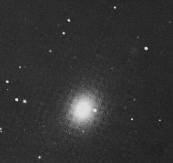 M 49 (NGC 4472) - Elliptical Galaxy
"...Tempori cedere, id est necessitati parere, semper sapientis est habitum..."

(Cicerone)

"...E' da uomini avveduti il rassegnarsi al passare del Tempo e l'adattarsi a ciò che è inevitabile..."
Parole chiave: From Earth Images