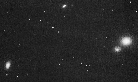 M 59 (NGC 4621) - Elliptical Galaxy
"...Quidquid sub terra est, in apricum proferet aetas..."

(Orazio)

"...Tutto ciò che si trova sotto terra (tutto quanto è stato nascosto), nel tempo ritorna alla luce (viene scoperto)..."
Parole chiave: From Earth Images