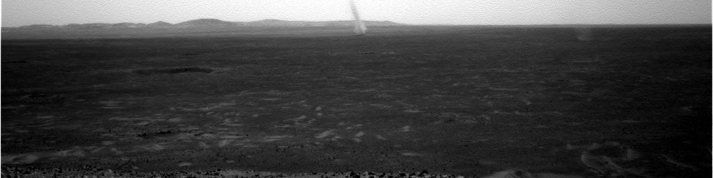 In the "Kingdom of Tornadoes": Gusev Crater and the Dust Devils (3) - Sol 568
nessun commento
Parole chiave: Dust Devils