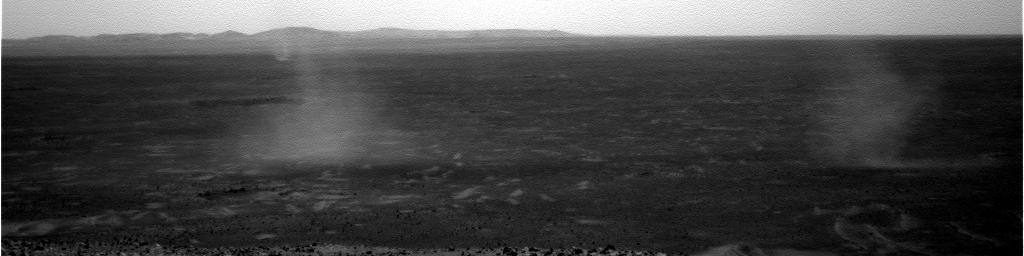 In the "Kingdom of Tornadoes": Gusev Crater and the Dust Devils (7) - Sol 568
nessun commento
Parole chiave: Dust Devils