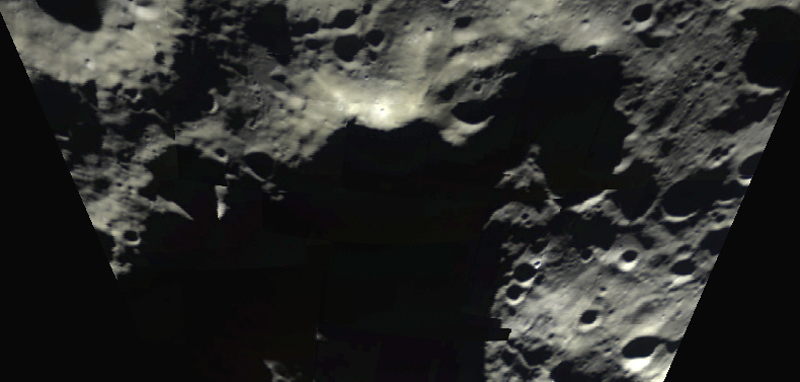 Unusual features and shadows near the South Pole (2)
nessun commento
Parole chiave: The Moon from Clementine