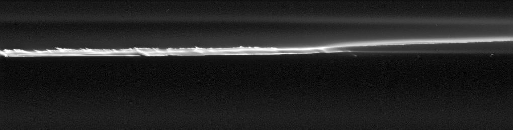 Unbelievable "Streamers"...
Caption NASA originale:"This close-up view of the core of Saturn's narrow outlying F-Ring provides an unprecedented look at the fine scale structure of this highly perturbed Ring. 
The structure seen here could be further evidence of the gravitational effects of small moons orbiting in the F-Ring Region. The moons could produce the basic structure which then starts to shear - the inner/lower part of the F-Ring core orbits Saturn faster than the outer/upper part - giving rise to the slanted features. 

The image was taken in visible light with the Cassini spacecraft narrow-angle camera on Sept. 25, 2006 at a distance of approx. 254.000 Km (about 158.000 miles) from Saturn and at a phase angle of 28°. Scale in the original image was roughly 1 Km (3.845 feet) per pixel. The image has been magnified by a factor of two and contrast enhanced".
Parole chiave: Saturn's Rings - The "F" Ring