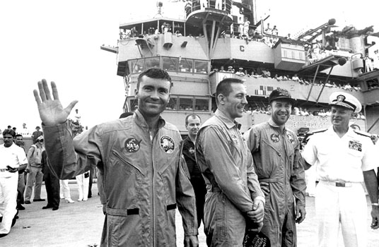 Apollo 13 - Mission Overview
Apollo 13 (Odyssey and Aquarius)
Saturn V
April 11-17, 1970

James A. Lovell, Jr.
John L. Swigert, Jr.
Fred W. Haise, Jr.

05 days, 22 hours, 54 minutes

Third lunar landing attempt. Mission aborted after rupture of service module oxygen tank. Classed as "successful failure" because of experience in rescuing crew. Spent upper stage successfully impacted on the Moon. 
Parole chiave: Mission Overview