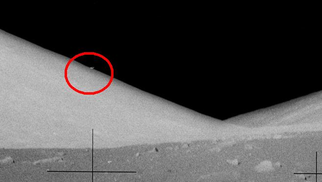 AS 17-135-20586 - What's up there?!?
nessun commento
Parole chiave: Lunar Surface - Hills - Possible Anomaly