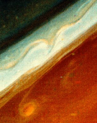 Dense clouds and "tiny" cyclons...
nessun commento
Parole chiave: Saturn - Upper Atmosphere