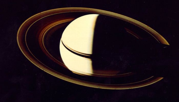 Saturn
nessun commento
Parole chiave: Postcard from Saturn