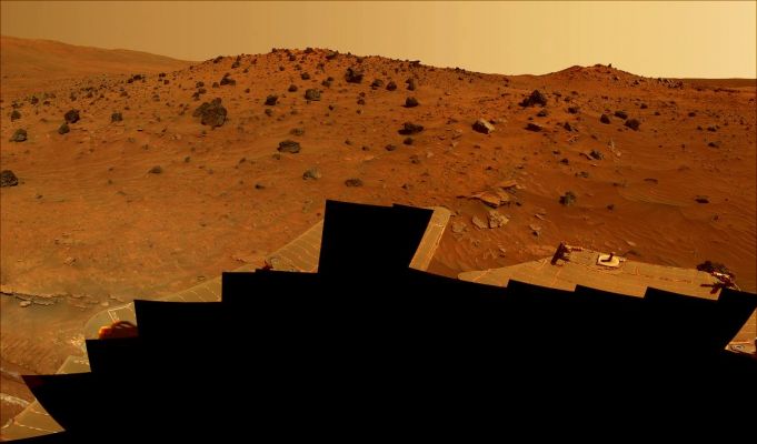 Mc Murdo Panorama (2)
Caption NASA originale:"Spirit has stayed busy at Winter Haven during the past six months even without driving. 
In addition to acquiring this spectacular panorama, the Rover Team has also acquired significant new assessments of the elemental chemistry and mineralogy of rocks and soil targets within reach of the rover's arm. The team plans soon to have Spirit drive to a very nearby spot on Low Ridge to access different rock and soil samples while maintaining a good solar panel tilt toward the Sun for the rest of the Martian Winter. 

Despite the long span of time needed for acquiring this 360° view - a few images at a time every few Soles over a total of 119 Soles because the available power was so low -- the lighting and color remain remarkably uniform across the mosaic". 
Parole chiave: Mars Panorama - Natural Colors